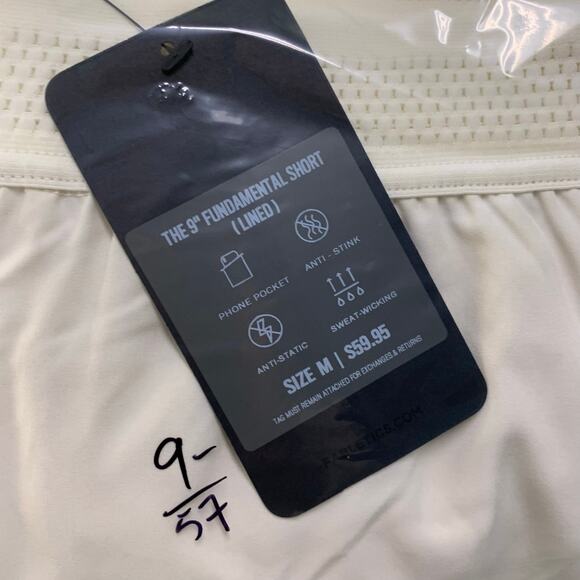 NWT Fabletics Men’s The 9” Fundamental Short Lined Athletic Workout Active Sz M - Picture 12 of 12